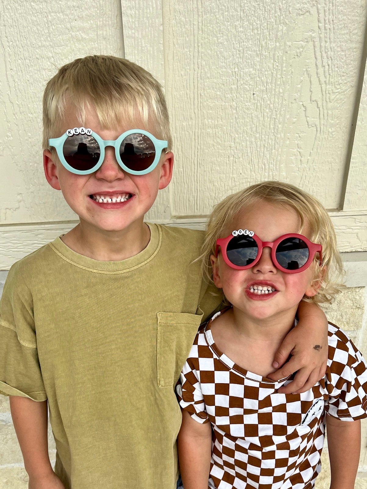 Kids round sunglasses hot sale